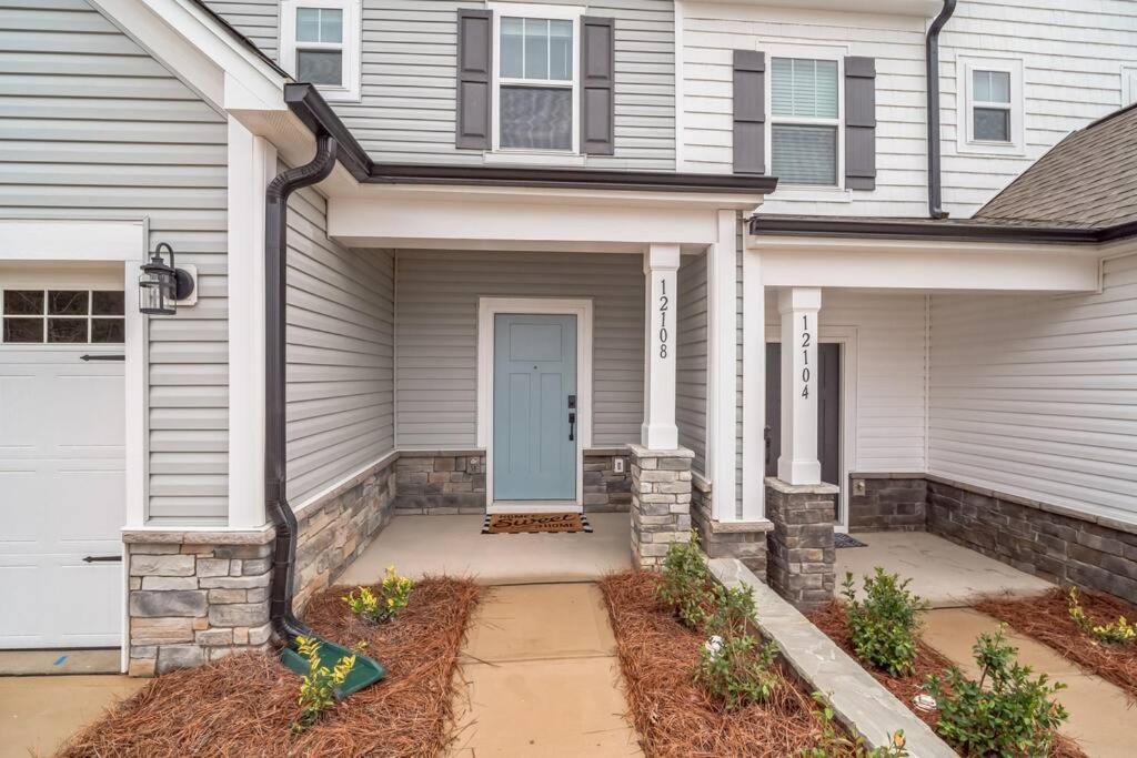 Gorgeous New Townhome/Charlotte! Exteriör bild